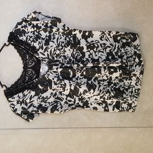 Motherhood Maternity Women's Small black and white top